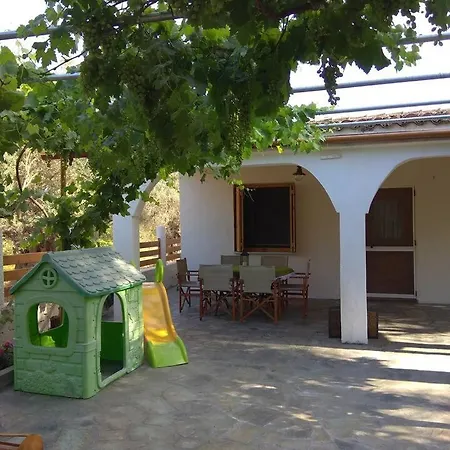 Vakantiehuis Oνειροπαγίδα *